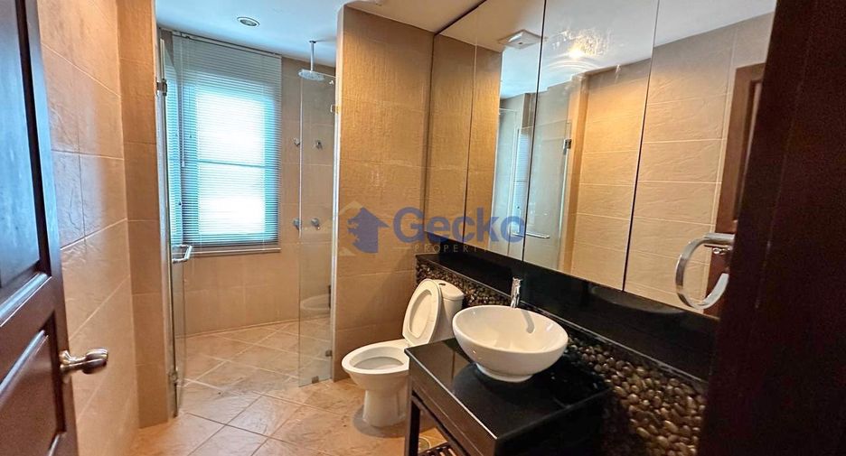 For rent 4 bed house in East Pattaya, Pattaya