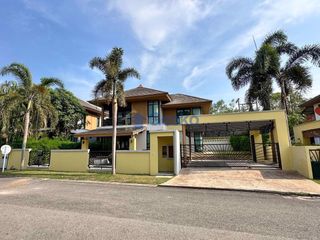 For rent 4 bed house in East Pattaya, Pattaya