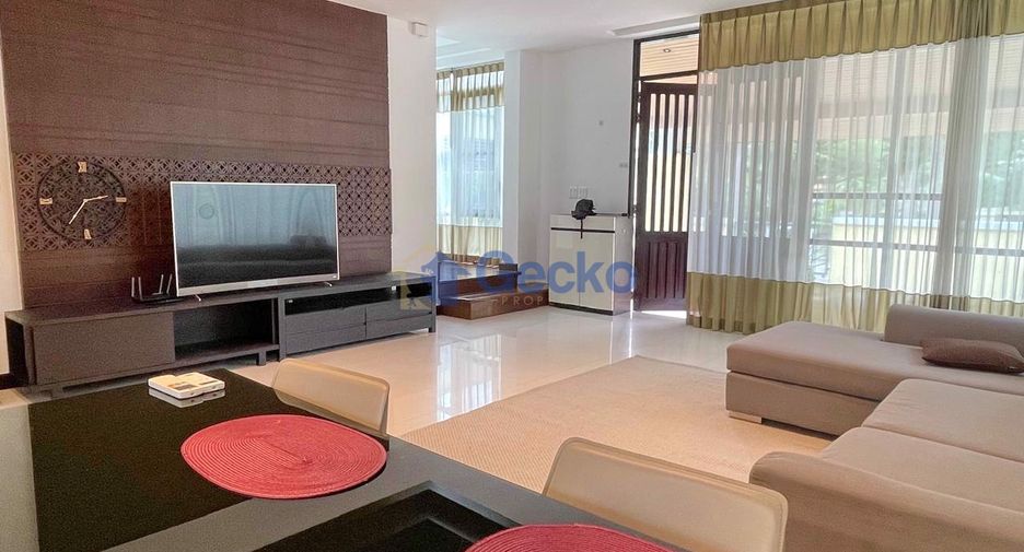 For rent 4 bed house in East Pattaya, Pattaya