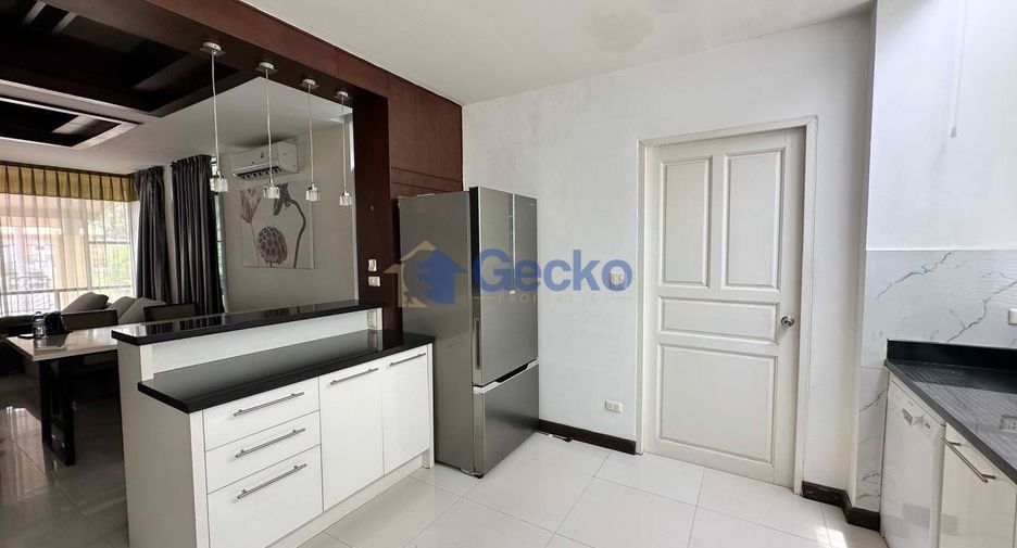 For rent 4 bed house in East Pattaya, Pattaya