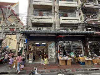 For rent 5 bed retail Space in Samphanthawong, Bangkok