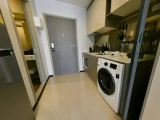 For sale スタジオ condo in Huai Khwang, Bangkok