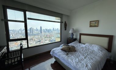 For sale 1 bed condo in Khlong San, Bangkok