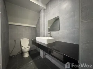 For rent 4 bed house in Mueang Chiang Mai, Chiang Mai