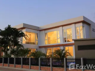 For rent 4 bed villa in San Kamphaeng, Chiang Mai