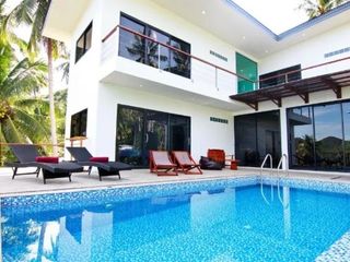 For sale 11 bed hotel in Ko Pha-ngan, Surat Thani