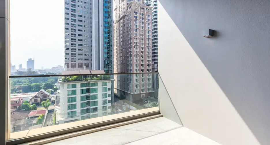 For sale 2 bedrooms condo in Pathum Wan, Bangkok