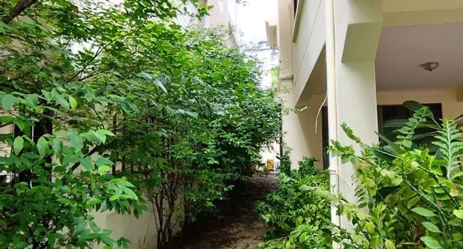 For rent 4 bedrooms house in Watthana, Bangkok
