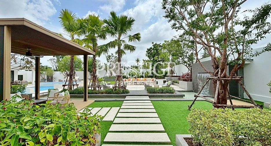 Casa en venta de 5 habitaciones en Bang Lamung, Chonburi