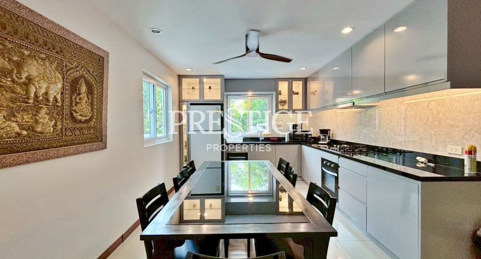 For sale 6 bedrooms house in Bang Lamung, Chonburi