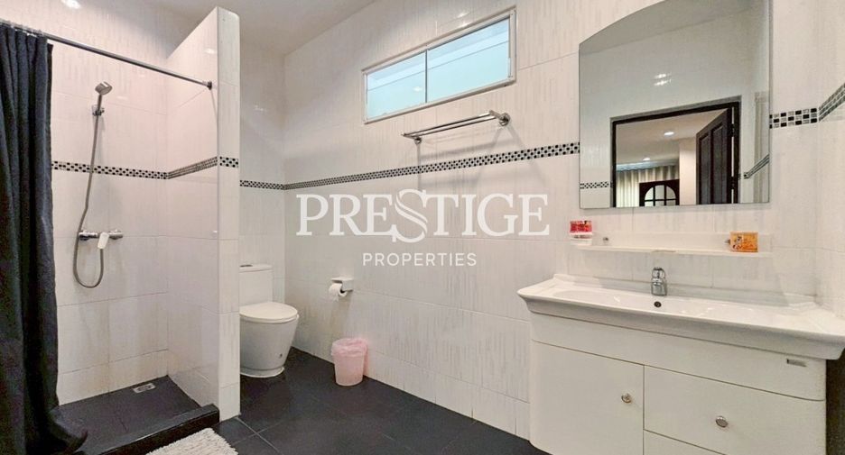 For sale 6 bedrooms house in Bang Lamung, Chonburi