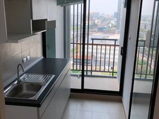 For sale 1 bed condo in Thon Buri, Bangkok
