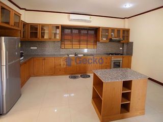 For rent 4 bed house in Bang Lamung, Chonburi