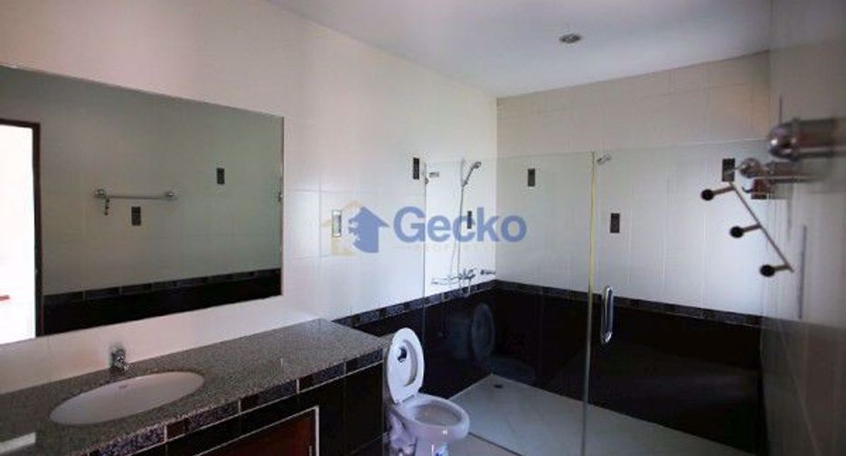 For rent 4 bed house in Bang Lamung, Chonburi