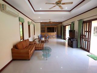 For rent 4 bed house in Bang Lamung, Chonburi