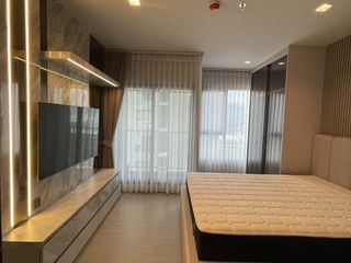 For sale スタジオ condo in Huai Khwang, Bangkok