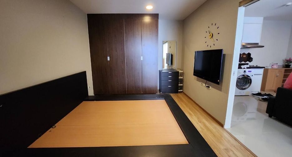 For sale 1 Beds condo in Phaya Thai, Bangkok