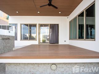 For sale 4 bed house in San Kamphaeng, Chiang Mai