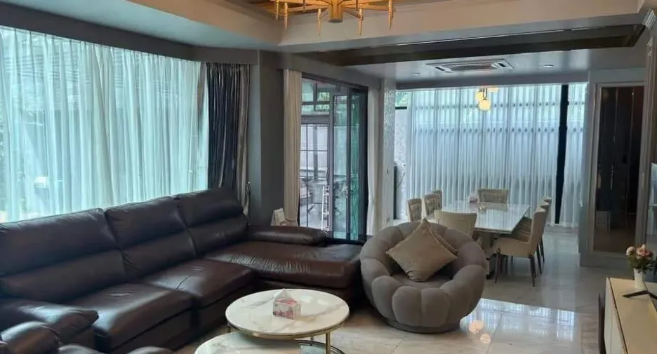 For sale 4 Beds villa in Hang Dong, Chiang Mai