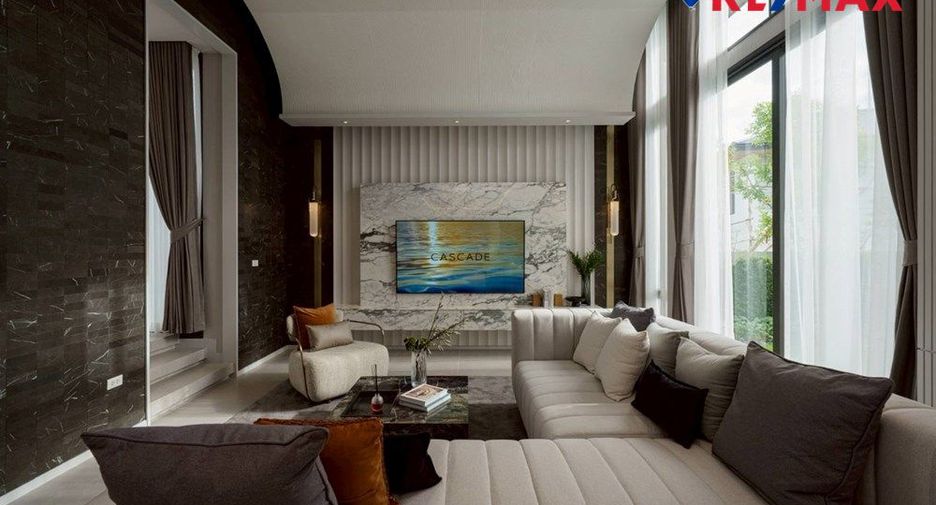 For sale 4 bedrooms house in East Pattaya, Pattaya