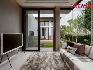 For sale 4 bedrooms house in Bang Lamung, Chonburi