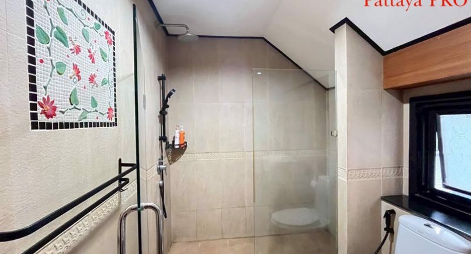 Haus zum Kauf mit 3 Zimmer in Bang Lamung, Chonburi