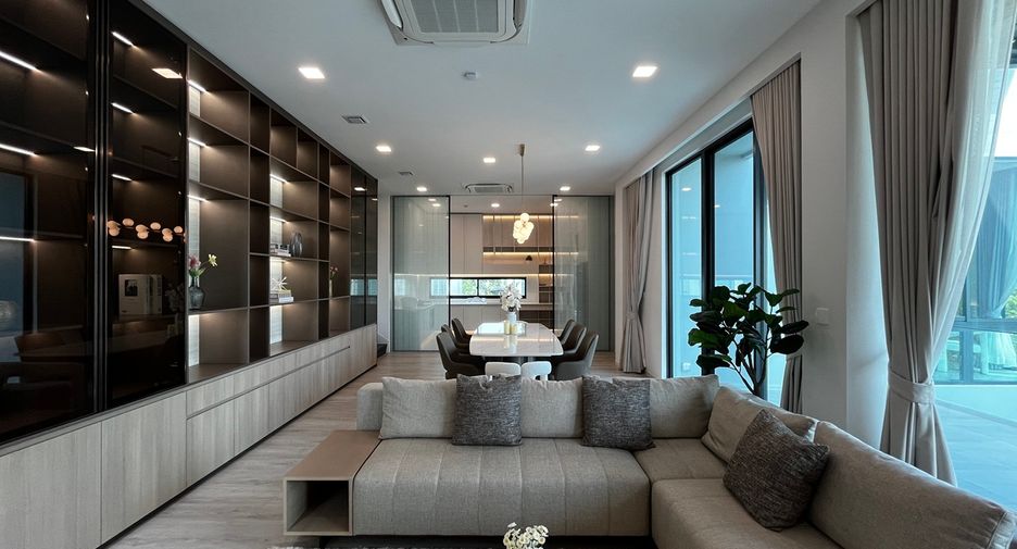 出售 4 卧室 独立屋 在 Saphan Sung, 曼谷