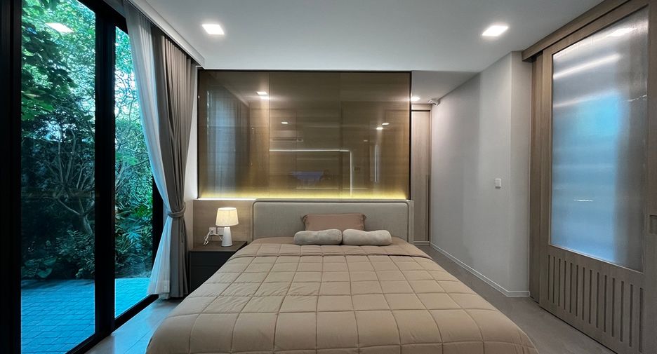 出售 4 卧室 独立屋 在 Saphan Sung, 曼谷
