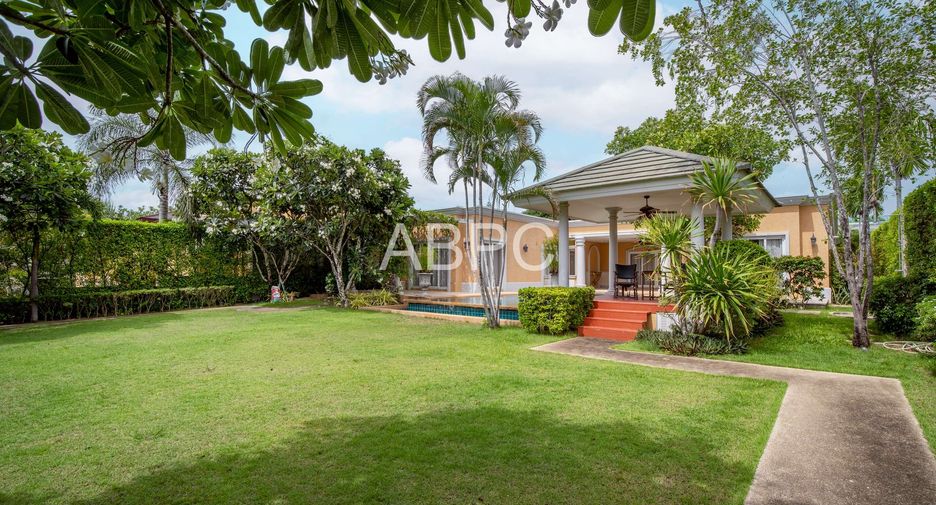 For rent and for sale 3 bed house in Bang Lamung, Chonburi