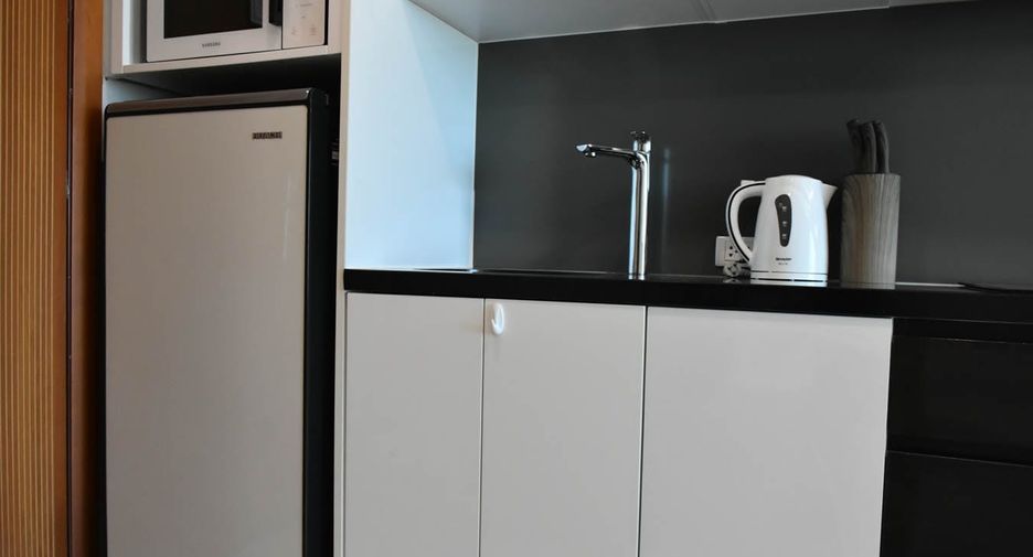 For sale 1 bed condo in Bang Lamung, Chonburi