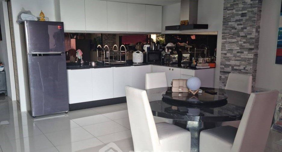 For sale 2 bed condo in Mueang Phuket, Phuket