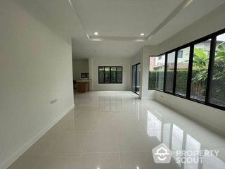 For sale 3 bed house in Sai Mai, Bangkok