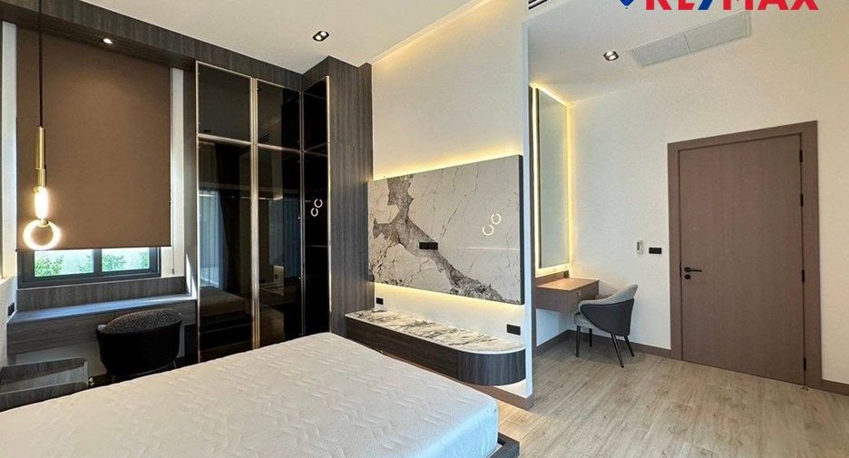 Casa en venta de 4 habitaciones en East Pattaya, Pattaya