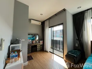 For sale 4 bed townhouse in Mueang Krabi, Krabi