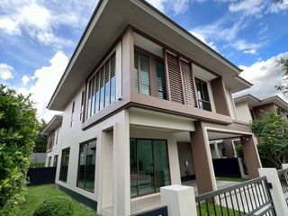 For sale 4 bed house in Bang Kapi, Bangkok