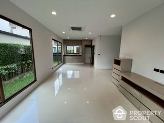 For sale 4 bed house in Bang Kapi, Bangkok