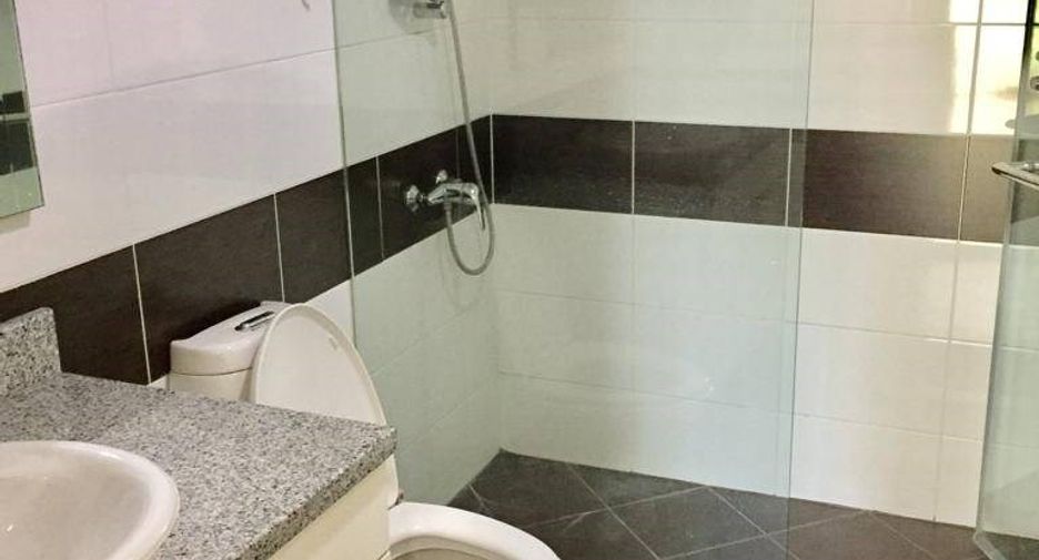 For sale 2 bedrooms condo in Khlong Toei, Bangkok