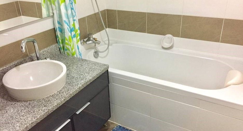 For sale 2 bedrooms condo in Khlong Toei, Bangkok