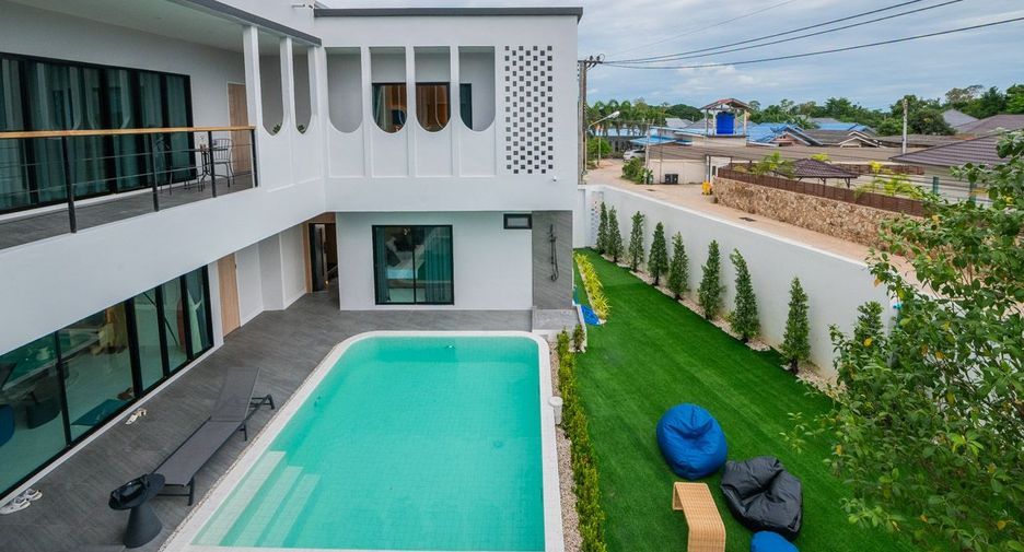 Casa en venta de 5 habitaciones en Bang Lamung, Chonburi