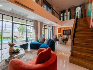 For sale 5 bedrooms house in Bang Lamung, Chonburi