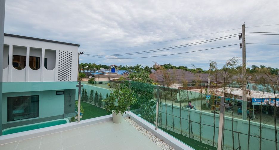 Casa en venta de 5 habitaciones en Bang Lamung, Chonburi