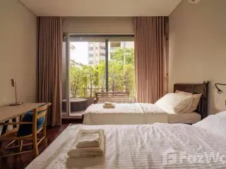 For rent 2 bed retail Space in Yan Nawa, Bangkok