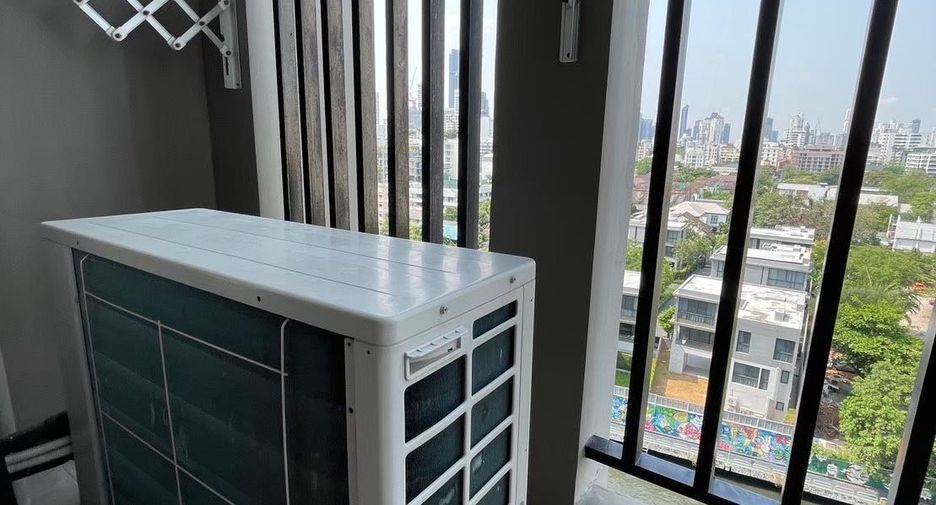 For sale 2 bed condo in Watthana, Bangkok