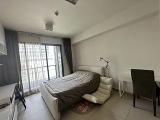 For rent studio condo in Khlong Toei, Bangkok