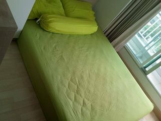 For rent 2 bed condo in Huai Khwang, Bangkok