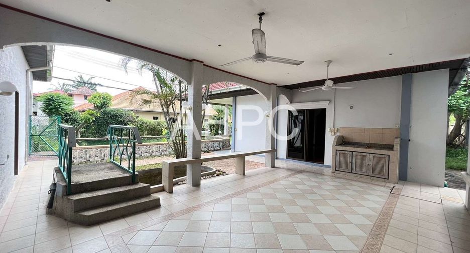 À vendre 4 chambres maison à Nikhom Phatthana, Rayong