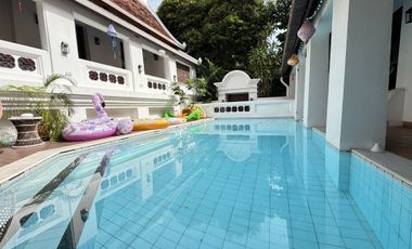 For rent 3 bed house in Watthana, Bangkok