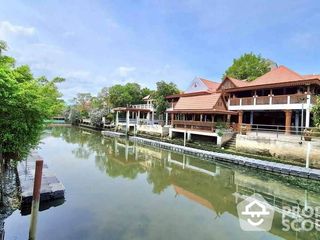For sale 5 bed house in Bang Lamung, Chonburi