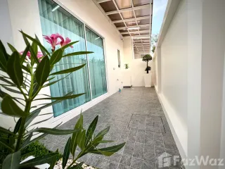 For sale 2 bed townhouse in Thalang, Phuket