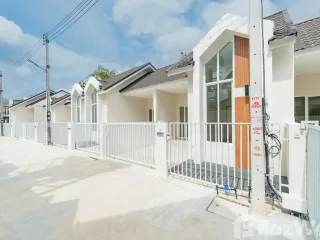 For sale 2 bed townhouse in Thalang, Phuket